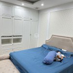 Cần bán 84m2 Shophouse Sông Hồng. Nhà đã hoàn thiện 4 tầng, thang máy