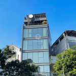 Cần bán 130m2 x 8 tầng, tòa nhà văn phòng, kinh doanh tại mặt Phố Nguyễn Văn Cừ - Gần cầu Chương Dương
