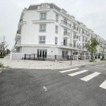 Cần bán căn góc 105,7m2 mặt đường Ban Tim - Shophouse 5 tầng tại dự án Eurowindown Trâu Quỳ