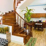Cần bán 42,3m2 nhà 4 tầng khu TĐC Giang Biên. Đường phân lô bàn cờ, bạt ngàn tiện ích