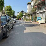 Cần bán 93m2 nhà 4 tầng mặt phố 36 Cổ Linh. Đường 15m, gần đường quy hoạch 25m