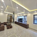 Chính chủ bán 59,3m2 nhà 6 tầng thang máy, ô tô vào, full nội thất xịn, gần hồ Thạch Bàn - Ở là mê ngay! 