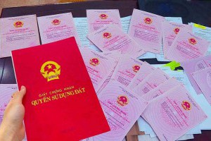  Từ giờ, có 3 trường hợp không thể sang tên sổ đỏ dù mua nhà đất đã công chứng xong