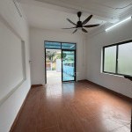 Cổ Bi - Gia Lâm: Bán lô đất vuông 82,5m2 có nhà C4 sẵn, ô tô 5 chỗ chạy tới, tiện ích đầy đủ