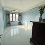 Bán nhà 4 tầng mặt phố 36 Cổ Linh 93m2 – Sau nhà có đường rộng 2,5m, gần Aeon, sổ đỏ chính chủ