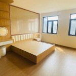 Cần bán 32m2 nhà dân xây, ngõ 83 Đường Phúc Lợi. Gần vườn hoa & trường học các cấp