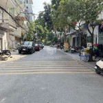 Cần bán 58,8m2 nhà 4 tầng dân xây, khu tập thể 918, Phường Long Biên. An ninh tốt, dân trí cao, tiện ích nhiều