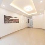 Cần bán căn góc 62,3m2 nhà 5 tầng Phúc Đồng. Đường thông ô tô, phù hợp ở kết hợp kinh doanh