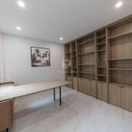 Cần bán căn góc 62,3m2 nhà 5 tầng Phúc Đồng. Đường thông ô tô, phù hợp ở kết hợp kinh doanh