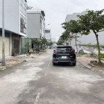 Bán gấp 79,5m2 đất tái định cư Trâu Quỳ, Phường Gia Lâm - View vườn hoa, đường ô tô tránh