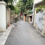 Bán nhà 3 tầng kiên cố 30,1m2, đầu Làng Cam, Phường Thuận An. Gần chợ, tiện ích đầy đủ, ô tô tới nhà, cho thuê sẵn