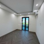 Bán 69m2 nhà 4 tầng, thang máy, 5PN sát chợ Diêm Gỗ, Việt Hưng. Chỗ đỗ xe miễn phí cách nhà 30m