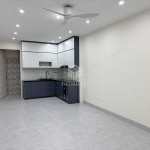 Bán 69m2 nhà 4 tầng, thang máy, 5PN sát chợ Diêm Gỗ, Việt Hưng. Chỗ đỗ xe miễn phí cách nhà 30m
