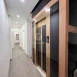 Bán 69m2 nhà 4 tầng, thang máy, 5PN sát chợ Diêm Gỗ, Việt Hưng. Chỗ đỗ xe miễn phí cách nhà 30m