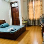 Cần bán 48,9m2 nhà 3 tầng, dân xây kiên cố, mặt đường đê Viên Chiếu - Việt Hưng. Lên tầng cao View Sông Đuống