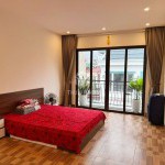 Cần bán 45m2 nhà 5 tầng đường ô tô tránh, trong ngõ 44 Đức Giang - Gần trường học các cấp, chợ