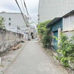 Cần bán 54,5m2 đất mặt ngõ 1015 Bát Khối, Bát Tràng. Vuông đẹp, mặt tiền rộng, đường thông ô tô, gần hồ