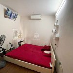 Chính chủ bán 65,7m2 Tòa CT2 Chung cư Homeland - 2PN, ban công Tây Bắc. Giá tốt, sổ sẵn CC ngay