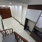 Cần bán 30m2 nhà 5 tầng ngõ 80/1 Hoa Lâm. Ngay gần chợ, trường học các cấp, siêu thị Big C