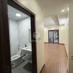 Cần bán 30m2 nhà 5 tầng ngõ 80/1 Hoa Lâm. Ngay gần chợ, trường học các cấp, siêu thị Big C