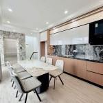 Cần bán 41,3m2 nhà 6 tầng, gara ô tô, thang máy tại ngõ 64 Tân Thụy, Việt Hưng. Full nội thất cao cấp