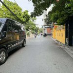 Cần bán 44,9m2 nhà 4 tầng mặt hồ Bồ Đề. View hồ đẹp, vừa ở vừa kinh doanh buôn bán