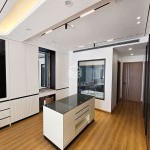 Cần bán 51,7m2 nhà 6 tầng, thoáng trước sau, thang máy tại TĐC Ngọc Thụy, Bồ Đề