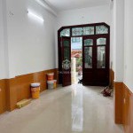 Cần bán 61,8m2 nhà 3 tầng hai mặt thoáng trước sau ngõ 87 Đức Giang. Sử dụng tạm hoặc cho thuê dòng tiền