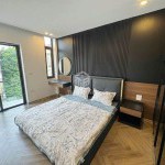 Cần bán 69,2m2 nhà 5 tầng, thang máy, ngõ 29 Chu Huy Mân. Cách chợ và siêu thị Vinmart 50m