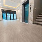 Cần bán căn góc 40m2 nhà 6 tầng, thang máy, ngõ 63/59 Đường Cổ Linh. Cách 200m ra hồ Ben và đường Thạch Bàn