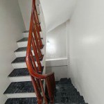 Cần bán căn góc 40m2 nhà 6 tầng, thang máy, ngõ 63/59 Đường Cổ Linh. Cách 200m ra hồ Ben và đường Thạch Bàn