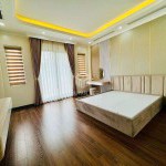 Bán gấp trong 15 ngày 76,5m2 nhà 8 tầng thang máy mặt ngõ 68/79 Nguyễn Văn Linh. Đường 3 ô tô tránh, phù hợp VP/Cty