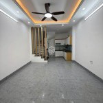 Bán nhà Việt Hưng 30m2 x 5T, Nở hậu, Cạnh Chợ Kim Quan & Công viên Việt Hưng