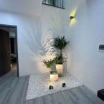 Cần bán 84m2 Shophouse Sông Hồng, nhà 5 tầng đã hoàn thiện full nội thất cao cấp, cạnh hai tòa CC