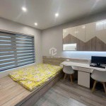 Cần bán 84m2 Shophouse Sông Hồng, nhà 5 tầng đã hoàn thiện full nội thất cao cấp, cạnh hai tòa CC