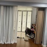 Cần bán lô góc 45m2 nhà 2 tầng ngõ 51 Giang Biên. Đường rộng hơn 4m, ô tô tránh