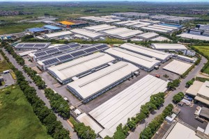 Tiền tiếp tục chảy vào bất động sản Tiền tiếp tục chảy vào bất động sản